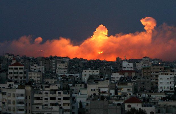 gaza-glow_1235531i gaza-glow_1235531i