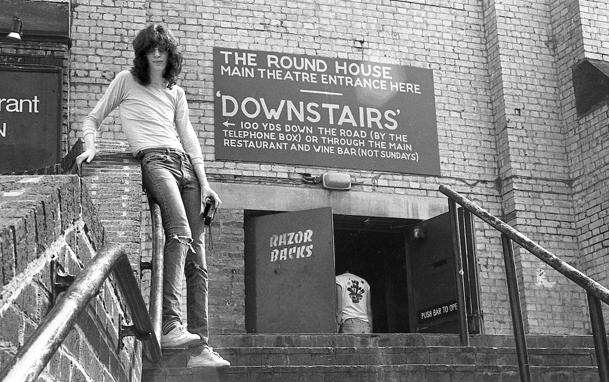 Ramones-Round-House-1976-Danny-Fields