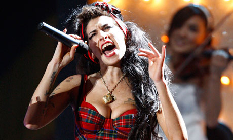 Amy-Winehousendon-007