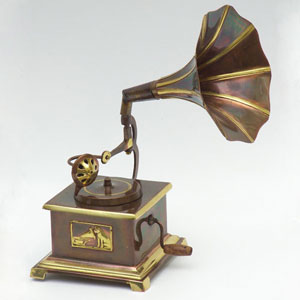 gramophone-nostalgia gramophone-nostalgia