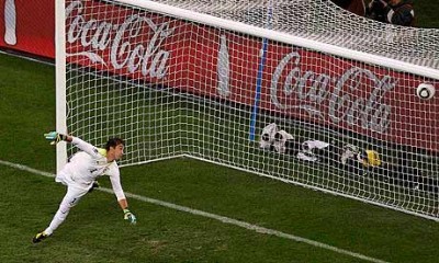 uruguay-goalkeeper-fernan-006-1